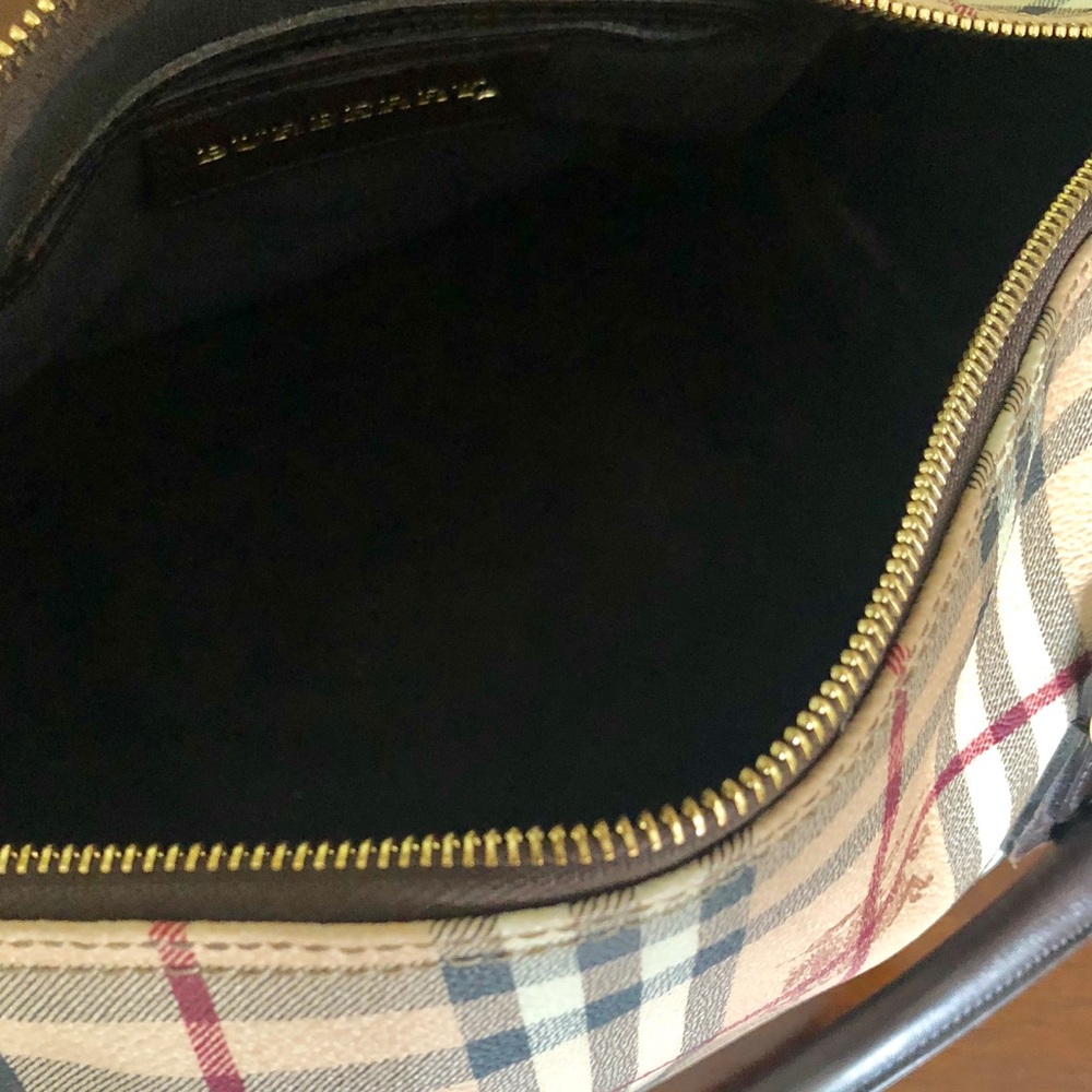 Authentic Burberry Bag - Picture 8 of 8
